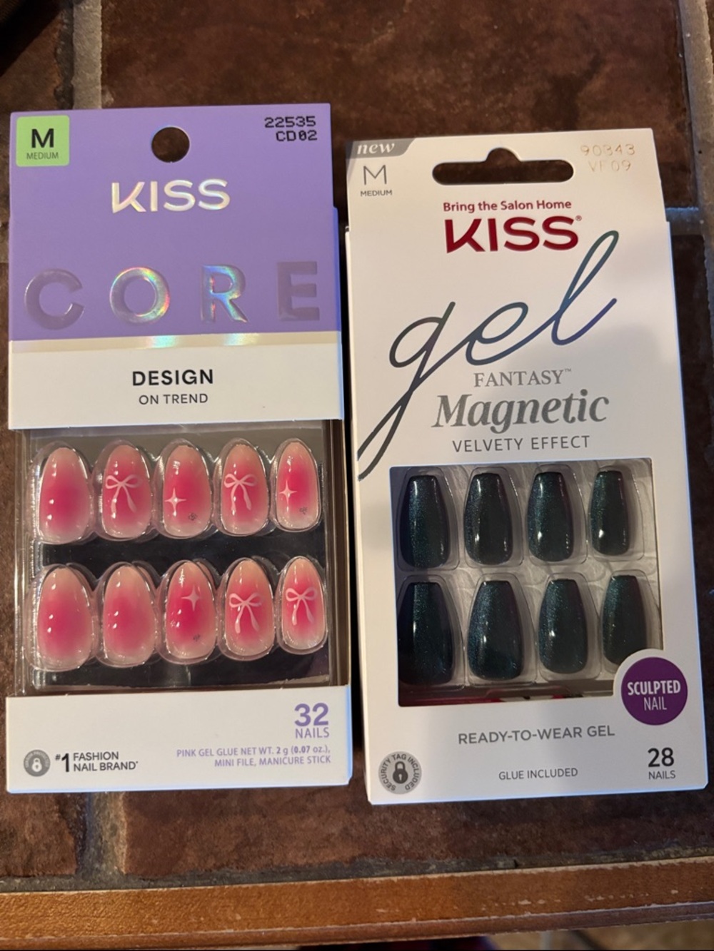 New KISS Pink Ombre Bow & Magnetic Gel Press-On Nail Sets